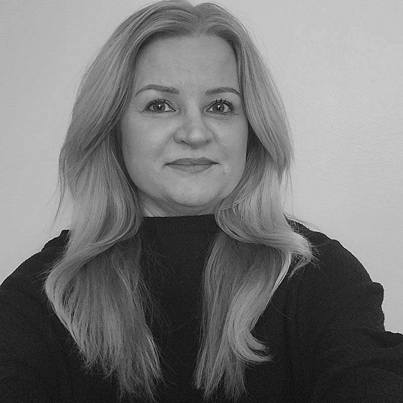 Lisa Wigfield_Headshot_Web